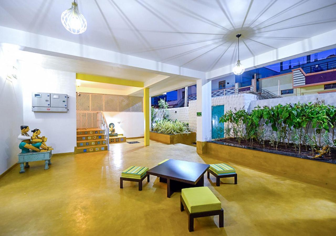 Agastya Villa By Veo - Part Of Stayvista 巴达米 外观 照片