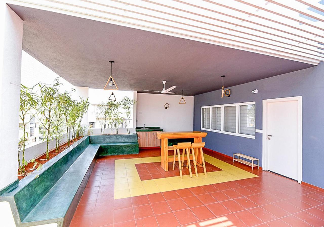 Agastya Villa By Veo - Part Of Stayvista 巴达米 外观 照片
