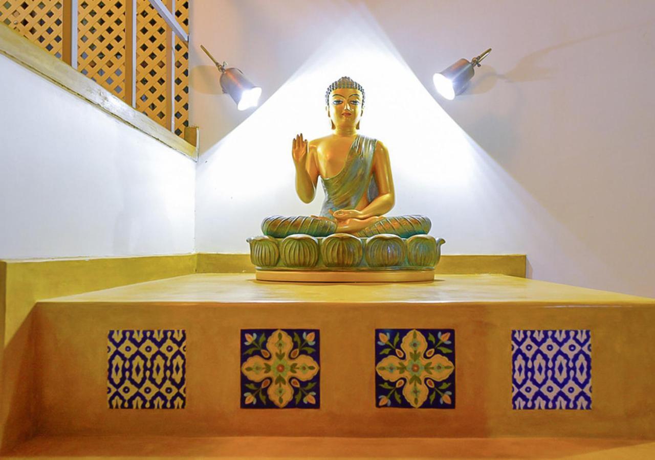 Agastya Villa By Veo - Part Of Stayvista 巴达米 外观 照片